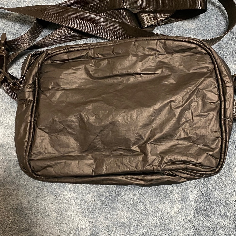 ALOHA Collection Cross Body - Picture 5 of 6